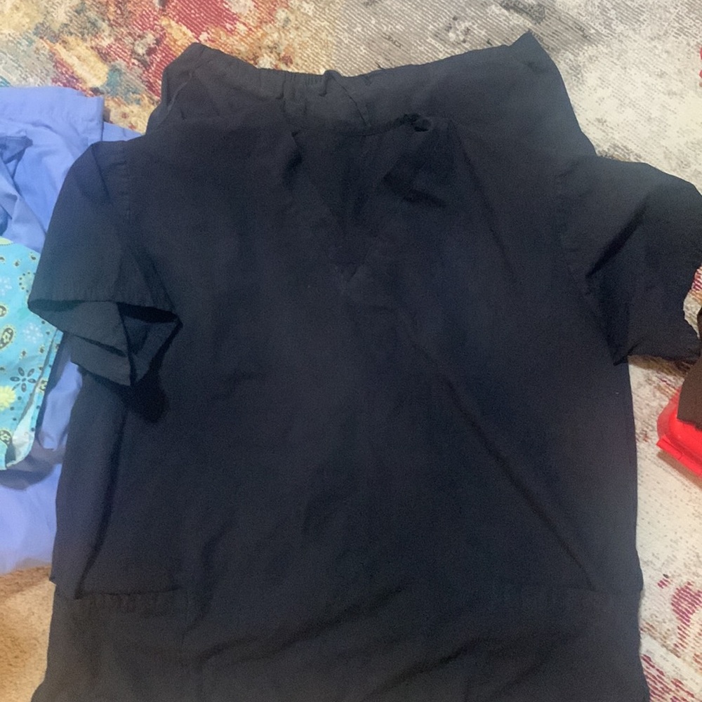 4 Scrub Sets Last Chance - image 6